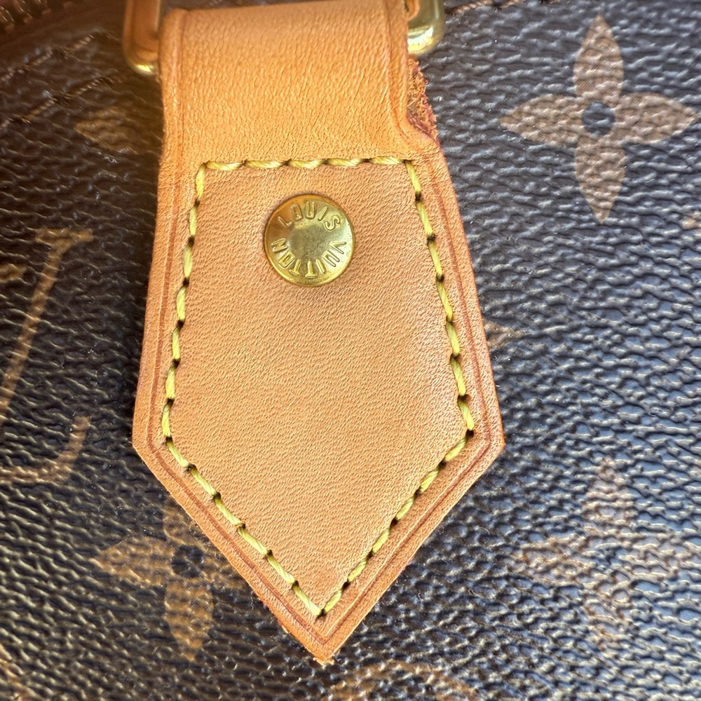 Louis Vuitton Alma BB - Picture 4 of 8